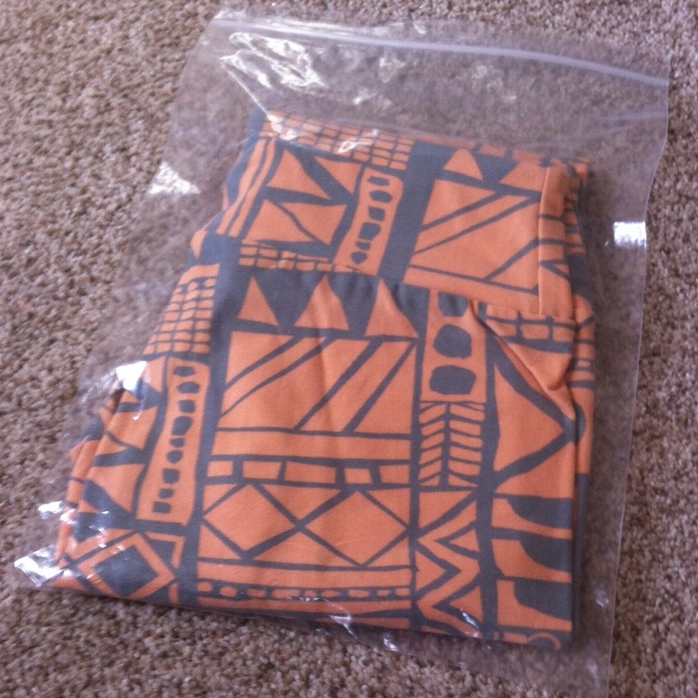 NWT LuLaRoe leggings OS